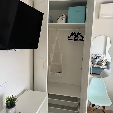 Estudio Boutique Muy Acogedor En Benalmadena 贝纳尔马德纳