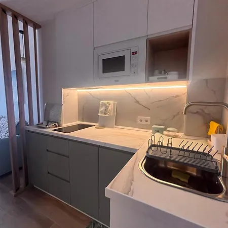 Estudio Boutique Muy Acogedor En Benalmádena